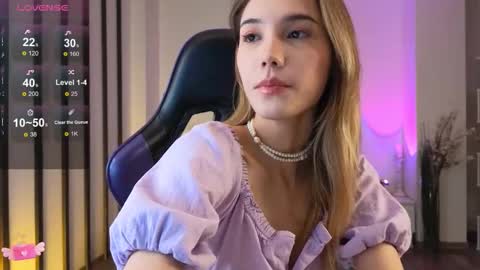 Hi im Yuki online show from November 11, 11:01 am