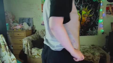 Lil online show from October 8, 10:32 am