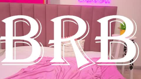 Lilli  follow me kiss online show from July 19, 11:57 am