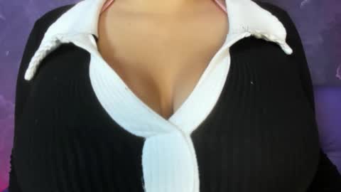 Lili  online show from March 23, 7:19 pm