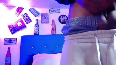 lili_roussi online show from October 12, 12:36 am