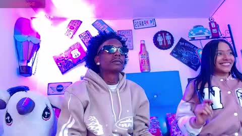 lili_roussi online show from September 9, 3:28 am