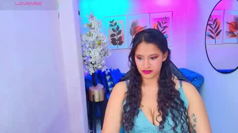 LILI ROUSX  online show from November 28, 3:47 am