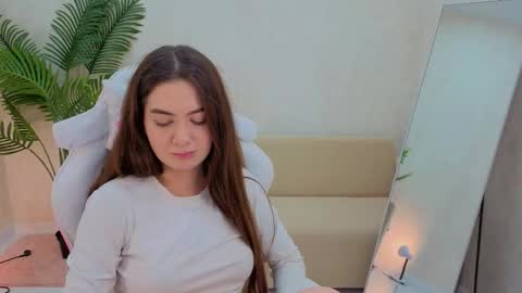 Lilia online show from November 9, 6:10 pm