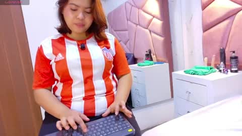 liliana online show from May 25, 9:43 pm