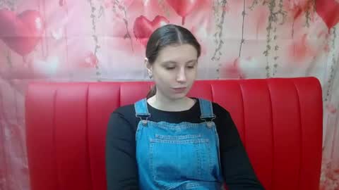 lilianashine online show from April 13, 5:00 am