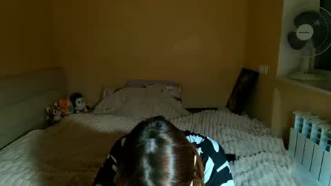 liliawoolf online show from October 13, 3:58 pm