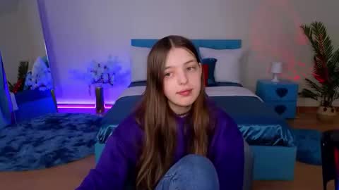 Lili Bakery online show from April 21, 2:15 am