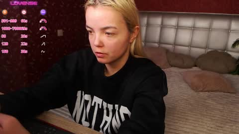 Lilie online show from February 8, 5:29 pm