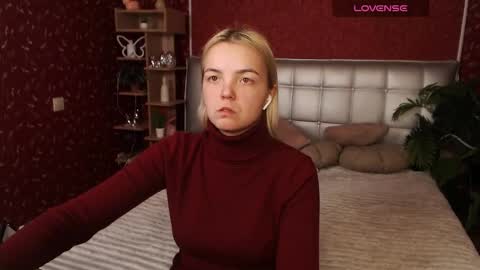 Lilie online show from February 12, 10:26 pm