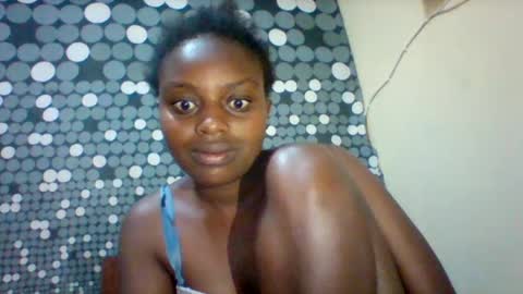 liligal online show from June 25, 5:56 am