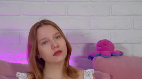 LiliLinn online show from May 26, 4:29 am