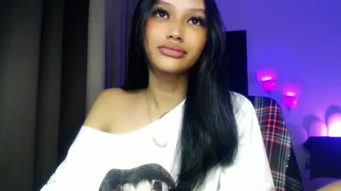 Chloe online show from April 19, 10:38 am