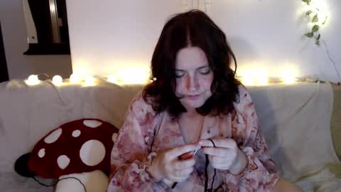 Lilly online show from October 14, 7:17 pm