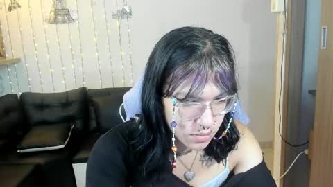 lilith  online show from March 30, 1:11 pm