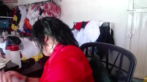 Laura lopez online show from December 31, 4:35 pm