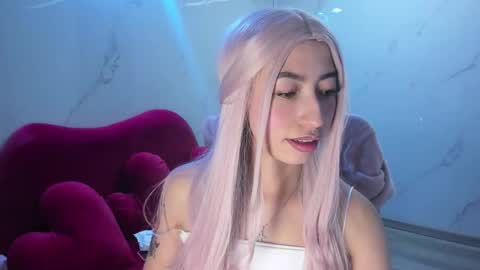 lilith cooper20 online show from November 7, 10:23 pm