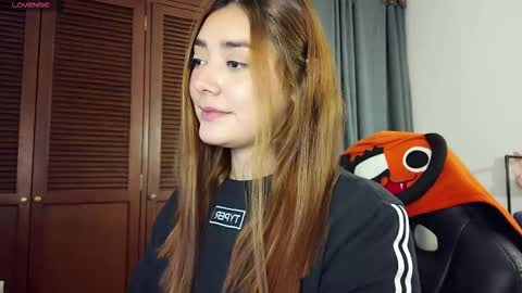 Lilith online show from October 23, 5:20 am