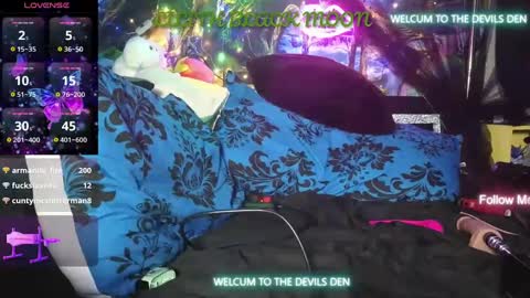 lilithblackmoon369 online show from January 5, 9:48 am