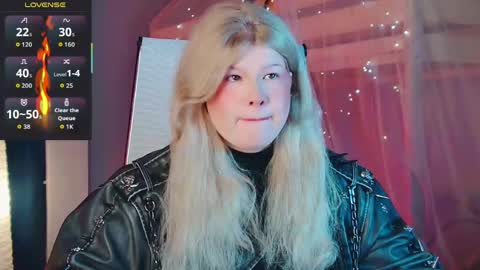 LilithNelson online show from April 19, 3:40 am