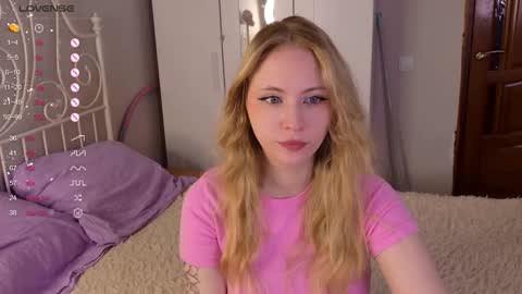 Melanie online show from March 23, 8:41 am