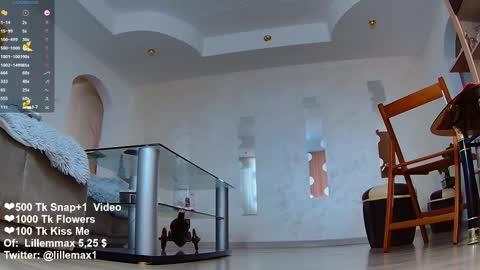 lillemax online show from October 25, 10:03 am