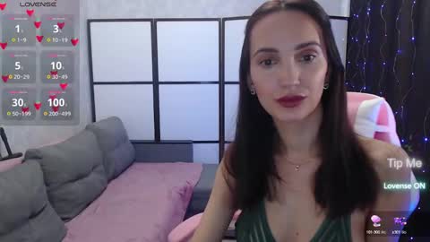 Lillian online show from March 1, 11:06 am