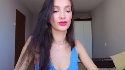 Lillian online show from January 9, 9:37 am