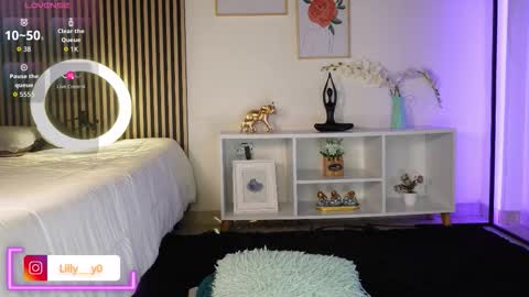 Sofia online show from December 4, 1:00 pm