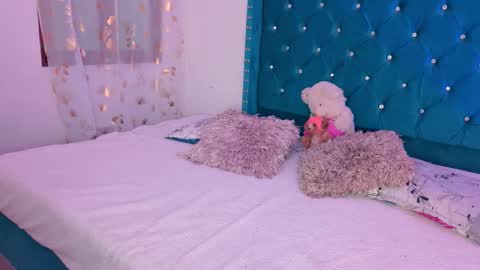 Lilly Peach online show from November 29, 4:53 am