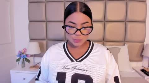 Lilly  online show from April 25, 3:41 am