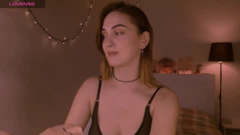 LillyFarey online show from October 29, 6:52 pm