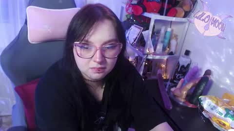 Lilo  online show from March 12, 4:19 am