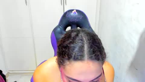 lily_anal_squirt online show from December 26, 10:52 pm