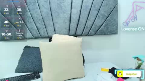 LILY MEGHAN online show from December 18, 11:33 pm