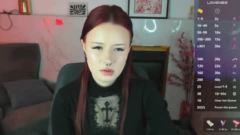 Lily online show from April 14, 2:09 pm