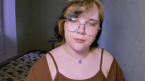 Lily online show from April 7, 12:18 pm