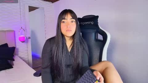 lily_waist online show from October 4, 11:08 am