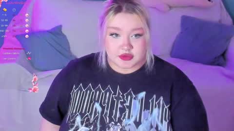 Lily online show from February 23, 9:37 pm