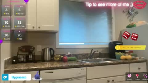 Lily Grace online show from May 7, 1:56 am