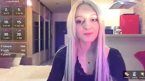 lin_xi online show from January 21, 12:18 pm