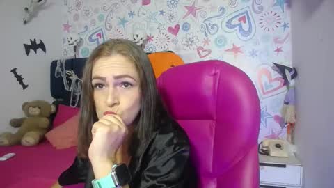 lina_clark_ online show from October 20, 6:57 pm