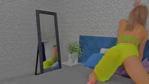 lina_falconer online show from January 16, 10:02 am