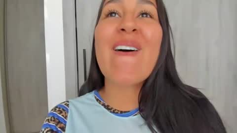 lina  online show from February 26, 7:32 pm