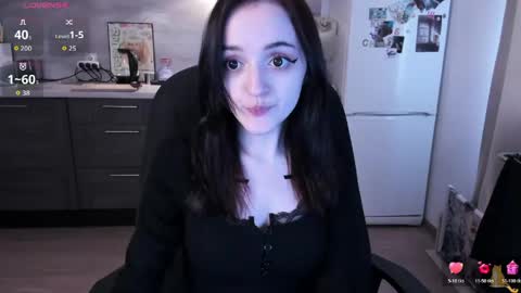 Lina 3  1715622743 online show from April 15, 1:25 pm