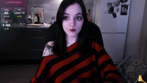 Lina 3  1715622743 online show from February 10, 7:22 am