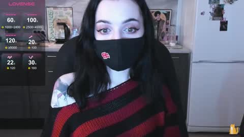 Lina 3  1715622743 online show from December 3, 8:04 am