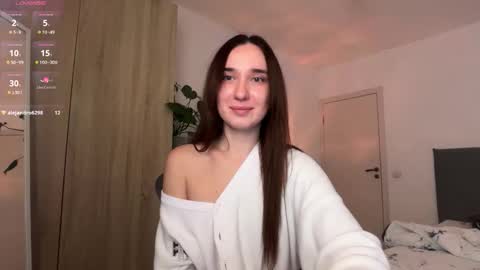 Lina online show from November 7, 4:15 am