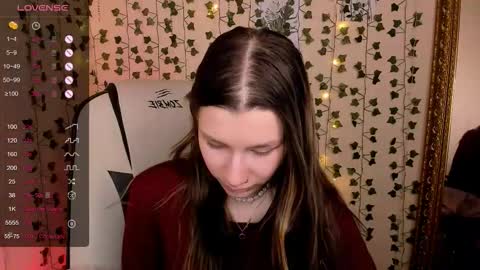 Lina online show from February 4, 8:29 am