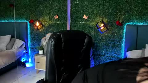Lina  online show from June 3, 2:33 pm